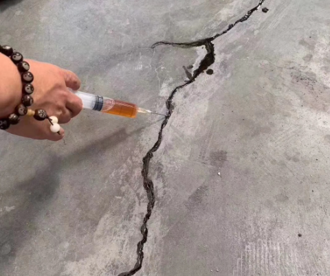 通什镇混凝土裂缝修补技术详解​